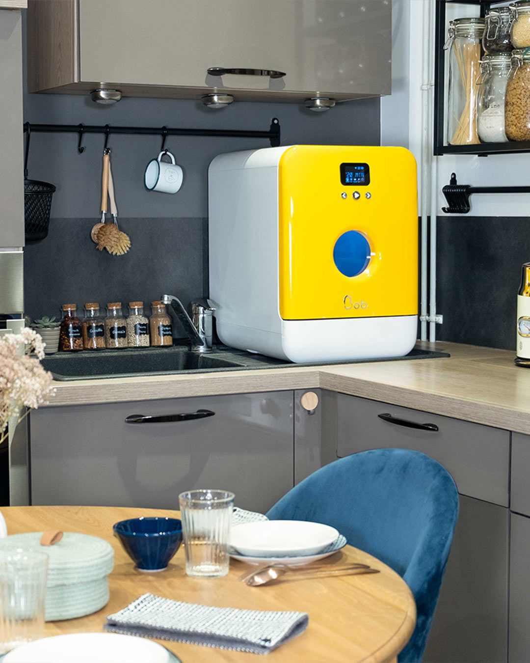 bob-tezgahustu-mini-bulasik-makinesi-siyah-sari-03