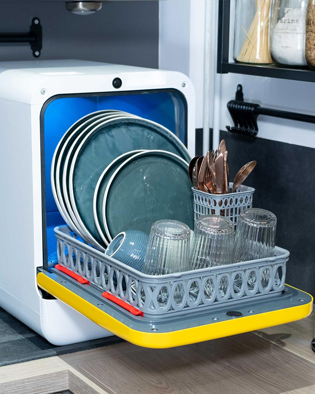 bob-tezgahustu-mini-bulasik-makinesi-siyah-sari-04