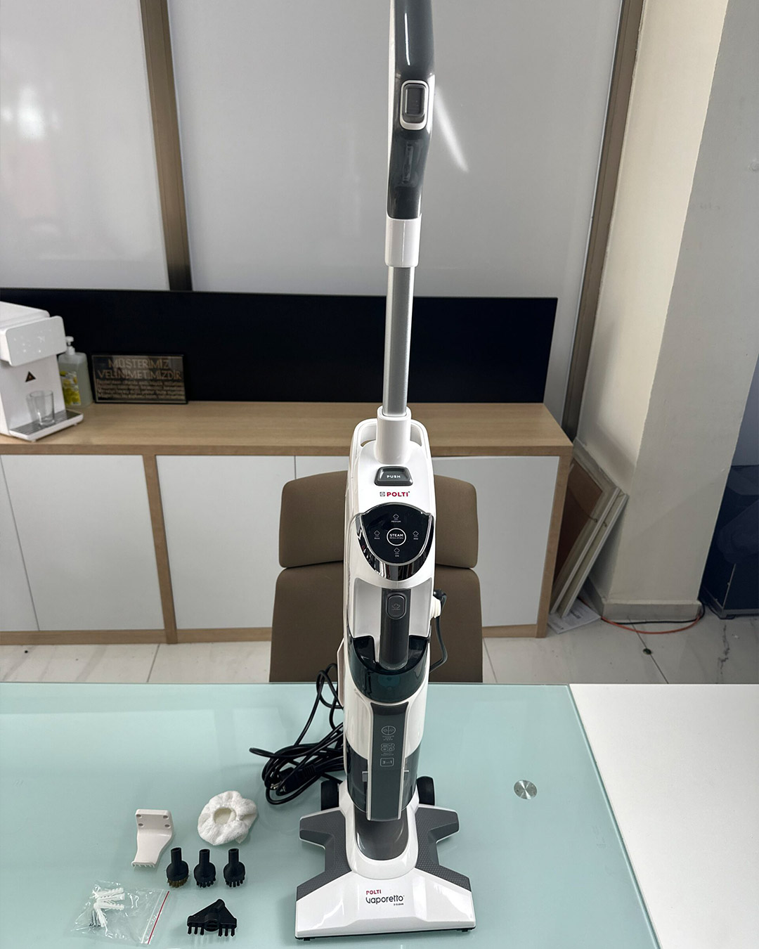 polti-vaporetto-3-clean-buharli-vakumlu-dik-elektrikli-supurge-09